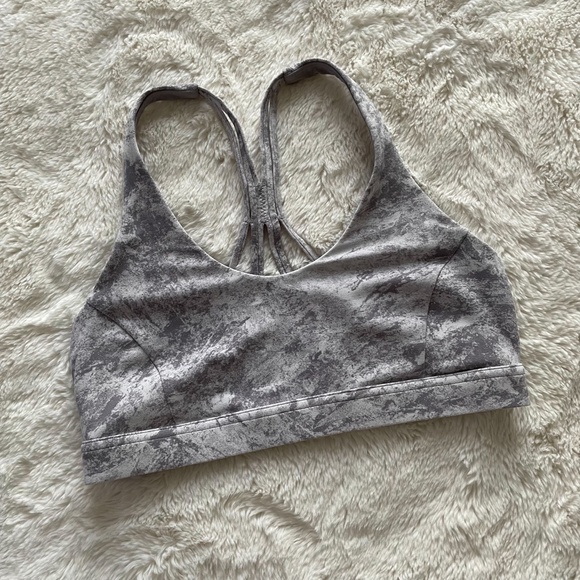 Lululemon Flow Freely Bra in Washed Marble Alpine White Silverscreen - Picture 3 of 6